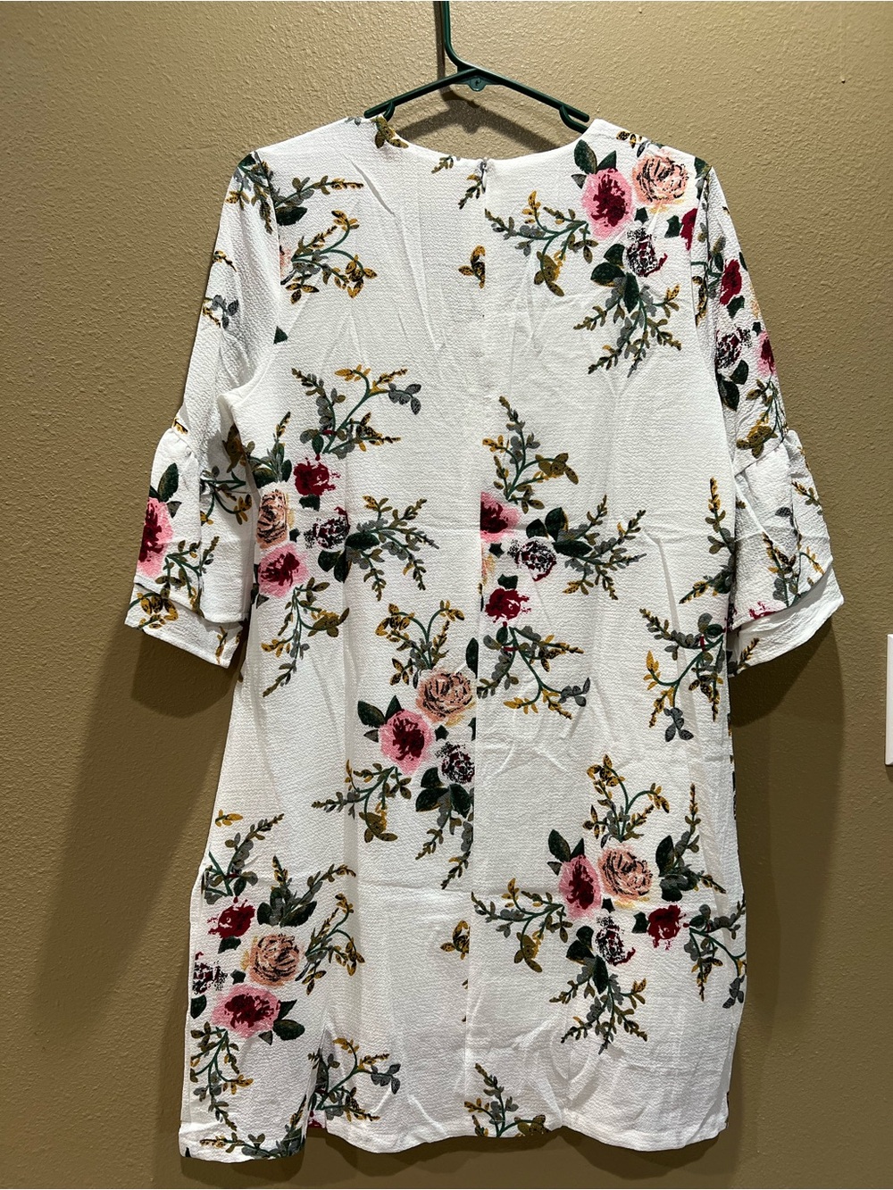 White Floral Shift Dress Women brand New Size M